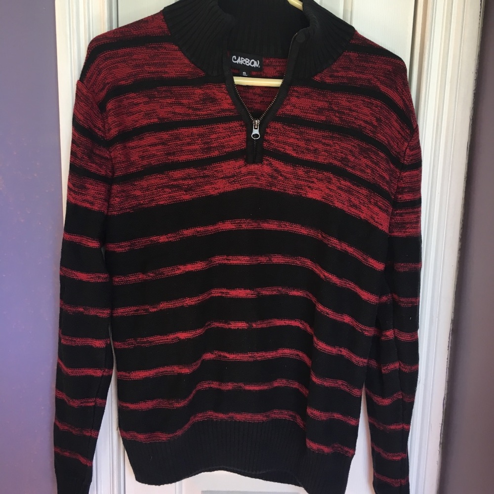 Men’s Carbon sweater. Size small.